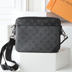 Louis Vuitton Trio Messenger Shoulder Crossbody Bag
